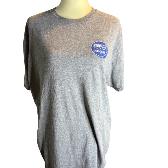 Kindness & Confetti "Dogs Are My Favorite People" Graphic Tee, Gray, Size Large - Picture 5 of 5